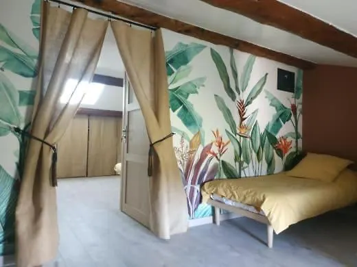La Ferme Des Escampades Bed & Breakfast Monteux France