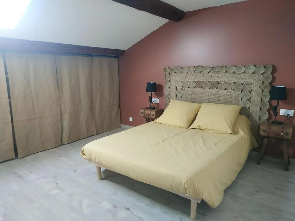 La Ferme Des Escampades Bed & Breakfast Monteux